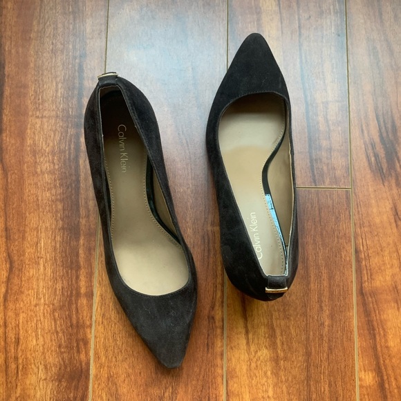 Calvin Klein Natalynn Leather Block Heels - Picture 3 of 9